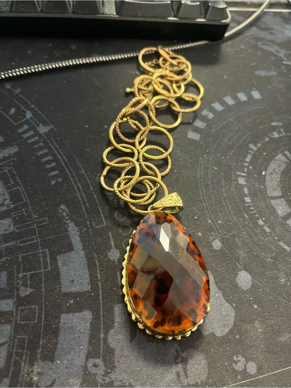Gold-Tone Pendant Necklace with Amber Teardrop Stone